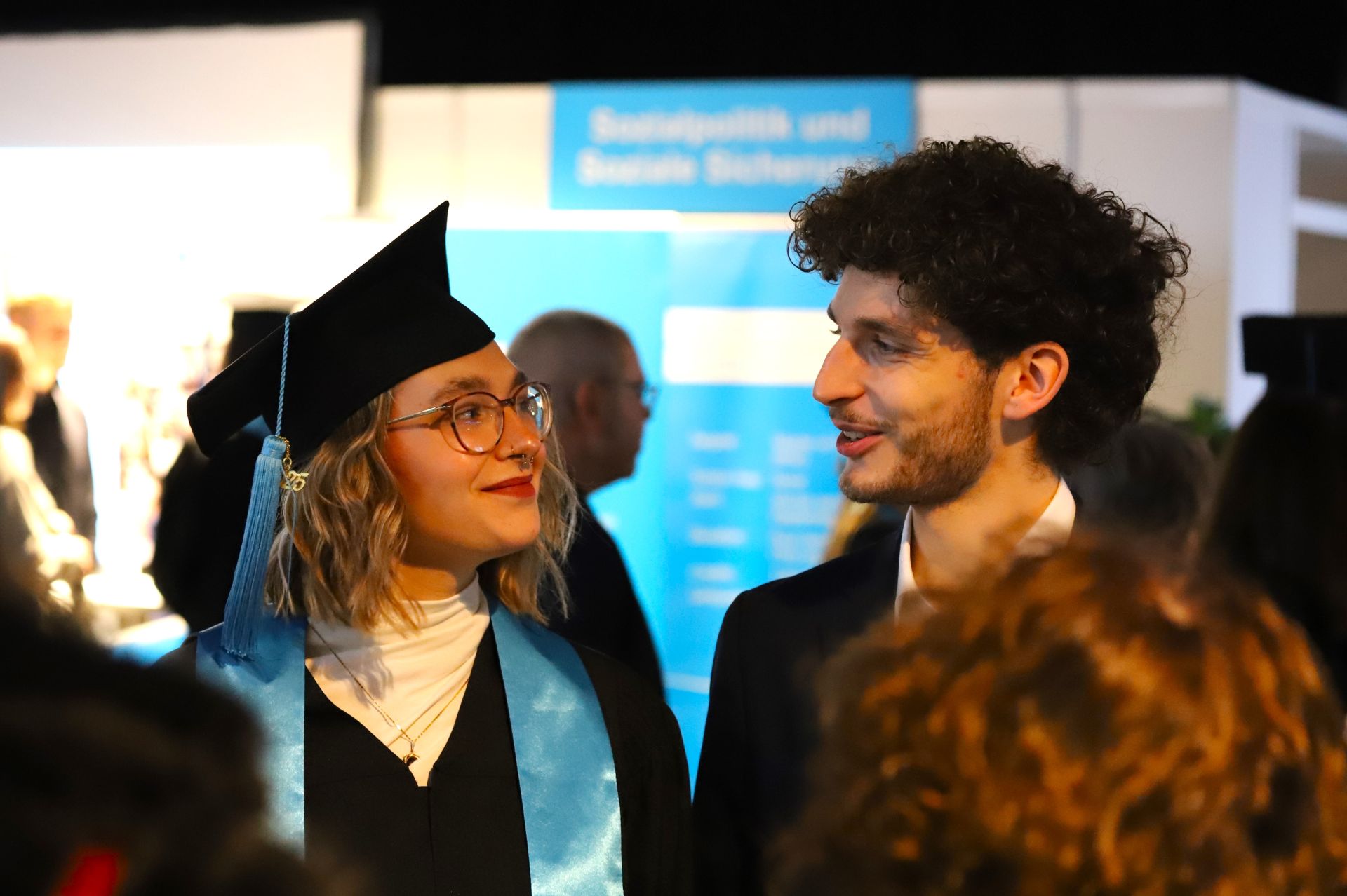 Graduation ceremony 2025 in the Telekom Dome (Gallery) | Hochschule ...