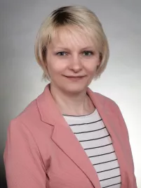 albina_rogozhnikova_spz.jpg (DE)