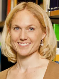 esther_schuering_0.jpg (DE)