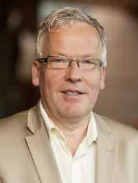 Hon.-Prof.  Dr. Michael Heister (DE)