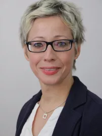 sandra_kaercher_spz.jpg (DE)
