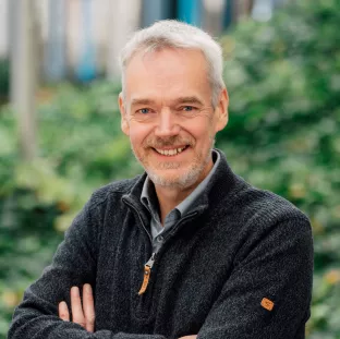 Martin Hamer Portrait Nov 23 IZNE