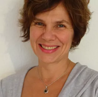 Portrait_Stephanie_Cramer_SPZ
