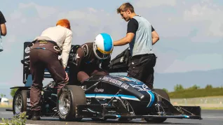 2022 BRS Motorsport Formula Student Czech Republic Tschechien (1)