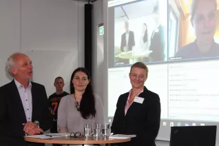 12_alumni-tag-2016_yw_internat.karriere.jpg (DE)