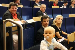 2011_medizintourismus_in_deutschland_11.jpg (DE)