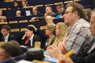 2011_medizintourismus_in_deutschland_6.jpg (DE)