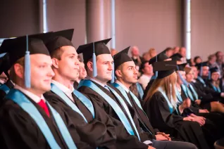 2015.10.24_hbrs-absolventenfeier_foto_nathan-dreessen_146.jpg (DE)