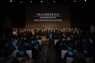 2015.10.24_hbrs-absolventenfeier_foto_nathan-dreessen_150.jpg (DE)