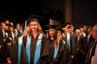 2015.10.24_hbrs-absolventenfeier_foto_nathan-dreessen_159.jpg (DE)