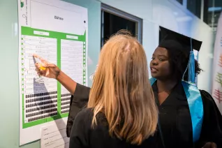 2015.10.24_hbrs-absolventenfeier_foto_nathan-dreessen_34.jpg (DE)