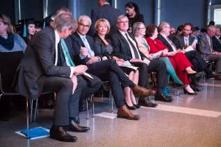 2015.10.24_hbrs-absolventenfeier_foto_nathan-dreessen_73.jpg (DE)