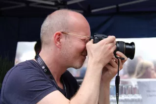 20160621_fbinf_sommerfest_hochschule_kw_bild_016.jpg (DE)