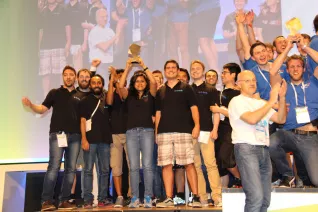 20160629_fbinf_ceremony_robocup2016leipzig_b-it-bots-team_bild105.jpeg (DE)