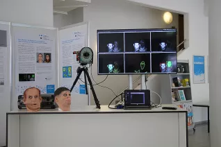 20170523_fbinf_eroeffnung_lernlabor_cybersicherheit_kw_005.png (DE)