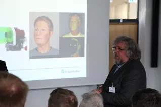 20170523_fbinf_eroeffnung_lernlabor_cybersicherheit_kw_177.png (DE)