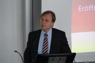 20170523_fbinf_eroeffnung_lernlabor_cybersicherheit_mlh_006.png (DE)