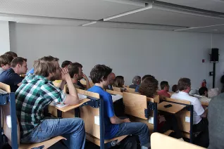 20170523_fbinf_eroeffnung_lernlabor_cybersicherheit_mlh_074.png (DE)