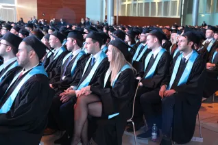 20171021_fbinf_absolventenabschlussfeier_kw_053.jpg (DE)