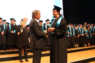 20171021_fbinf_absolventenabschlussfeier_kw_234.jpg (DE)