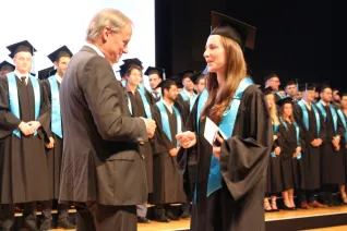 20171021_fbinf_absolventenabschlussfeier_kw_249.jpg (DE)