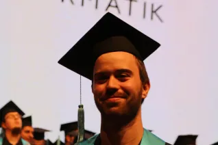 20171021_fbinf_absolventenabschlussfeier_kw_255.jpg (DE)