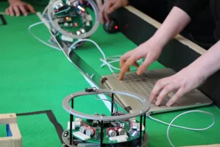 20180224_fbinf_robocupjunior_mlh_27.jpg (DE)