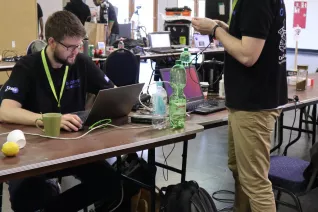 20180426_fbinf_bit-bot_germanopen_060.jpg (DE)