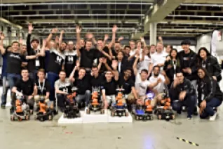 robocup kanada gruppenbild 20180619 fbinf 250 pixel.png (DE)
