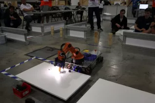 20190708_fbinf_b-it-bots_robocupwm_nair_d_galerie_img_025.jpg (DE)