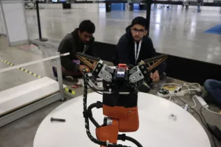 20190708_fbinf_b-it-bots_robocupwm_nair_d_galerie_img_029.jpg (DE)