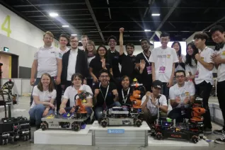 20190708_fbinf_b-it-bots_robocupwm_nair_d_galerie_img_045.jpg (DE)