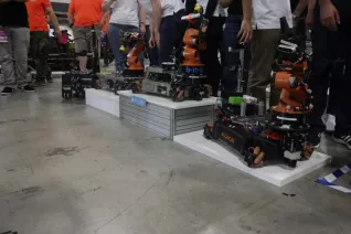 20190708_fbinf_b-it-bots_robocupwm_nair_d_galerie_img_046.jpg (DE)