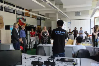 20190719_welcomeparty_b-it-bots_at_work_kw_img_004.jpg (DE)