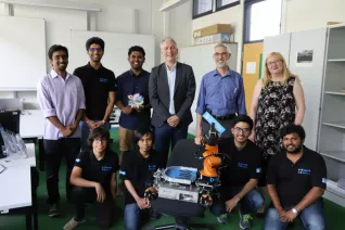 20190719_welcomeparty_b-it-bots_at_work_mt_img_096.jpg (DE)