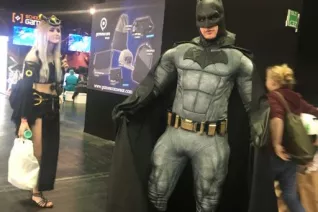 20190820-24_fbinf_gamescom2019_kw_phone_0106.jpg (DE)