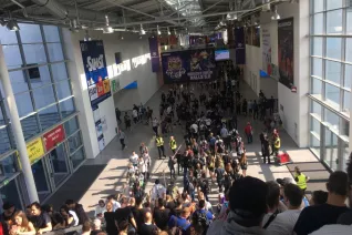 20190820-24_fbinf_gamescom2019_kw_phone_0138.jpg (DE)