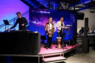 20191026_fbinf_absolventenfeier_telekomdome_kw_img_-0732.jpg (DE)