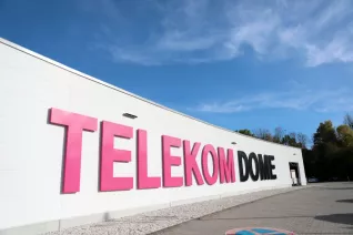 20191026_fbinf_absolventenfeier_telekomdome_mt_img_-0016.jpg (DE)