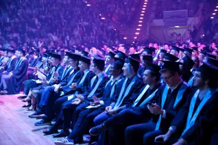 20191026_fbinf_absolventenfeier_telekomdome_mt_img_-0062.jpg (DE)