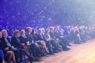 20191026_fbinf_absolventenfeier_telekomdome_mt_img_-0256.jpg (DE)