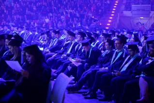 20191026_fbinf_absolventenfeier_telekomdome_mt_img_-0287.jpg (DE)