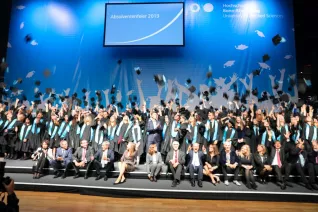 20191026_fbinf_absolventenfeier_telekomdome_mt_img_-0400.jpg (DE)