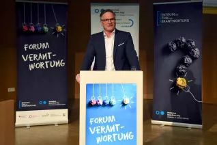 20191212 - ZEV-Ringvorlesung - Dirk Lanzerath Foto: S.Flessing 4957 (DE)