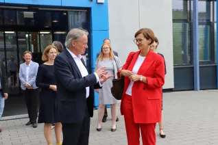 Besuch Stark-Watzinger FDP BMBF StA 20220826 Foto Martin Schulz 150