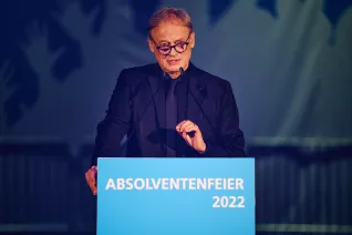 Absolventenfeier Telekom Dome Festakt 20221022 Foto Nathan Dreessen 140.jpg