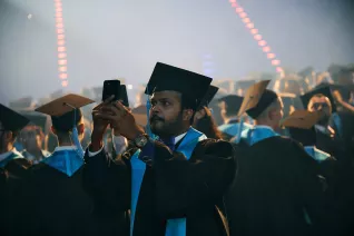 Absolventenfeier Telekom Dome Festakt 20221022 Foto Nathan Dreessen 234.jpg