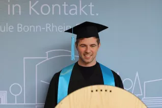 absolventenfeier telekom dome einlass 20221022 foto juri kuestenmacher 032.JPG