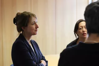 Prof. Dr. Katja Bender bei der IZNE Beiratssitzung