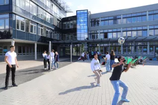 Erstsemesterbegruessung Fachschaft WiWi Rhb in StA 20230922 Foto Juri Kuestenmacher 108.JPG